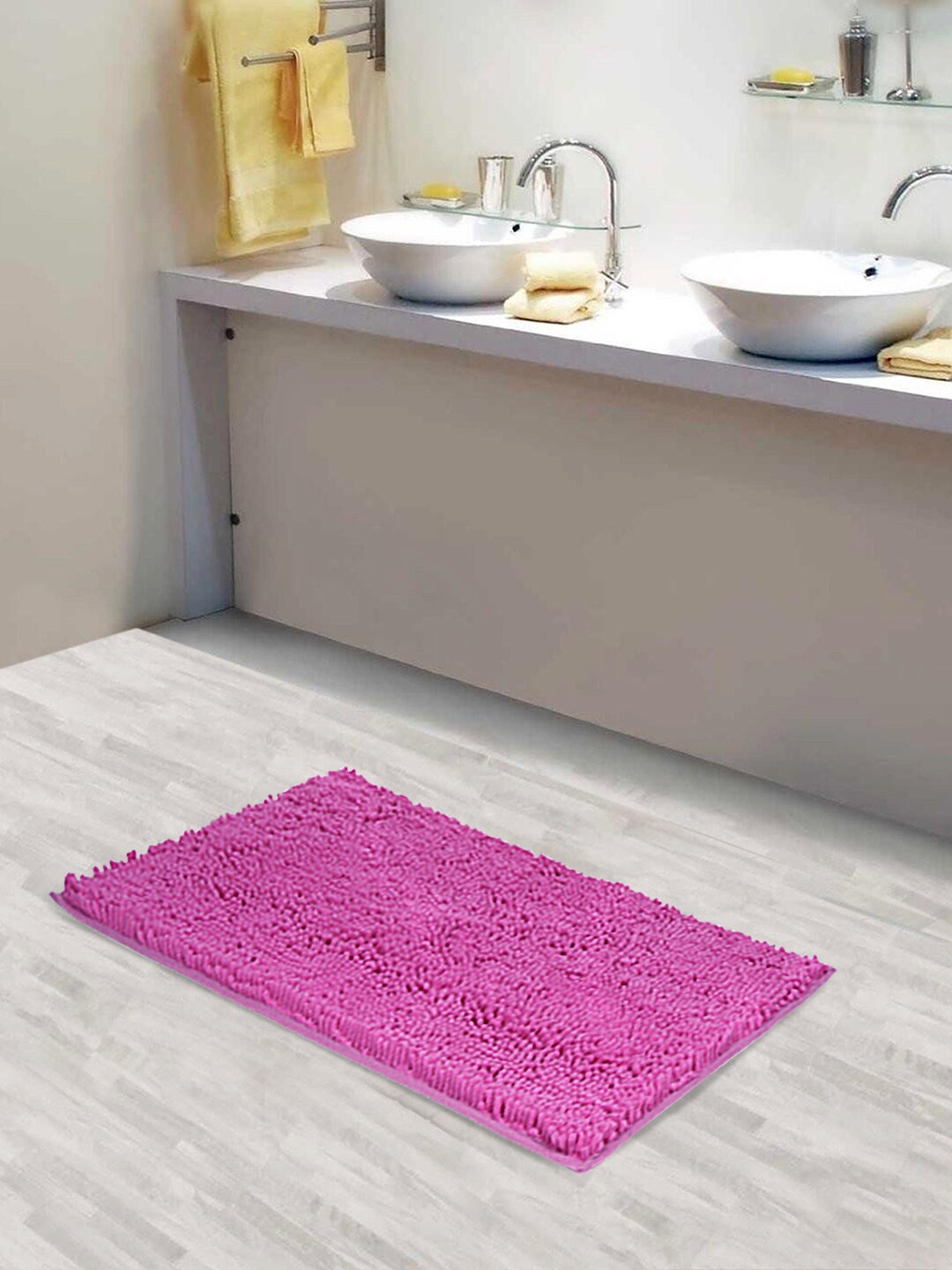 

Lushomes Purple Solid Chenille Dove 2200 GSM Bath Mat With Synthetic Backing