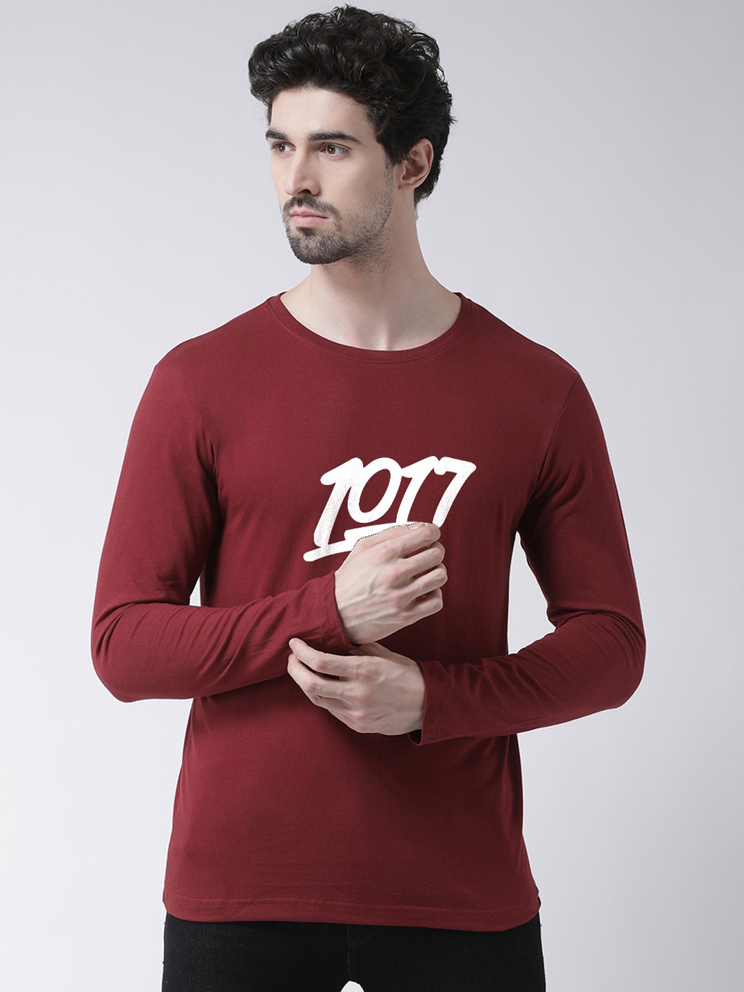 

Friskers Men Maroon & White Slim Fit Printed Round Neck T-shirt