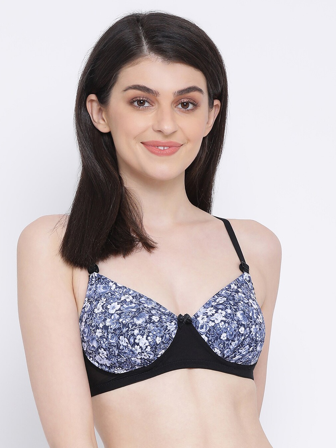 

Clovia Black & Grey Printed Lightly-Padded Non-Wired Everyday Bra BR2118P05