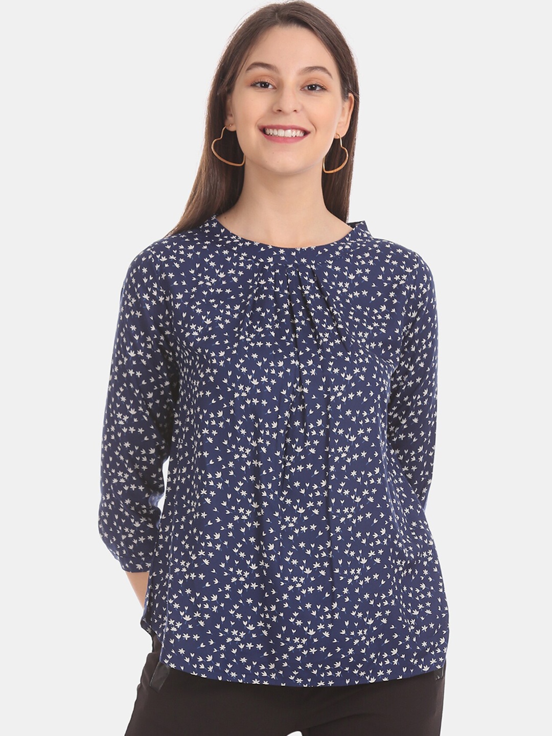 

Cherokee Women Navy Blue Floral Printed Top