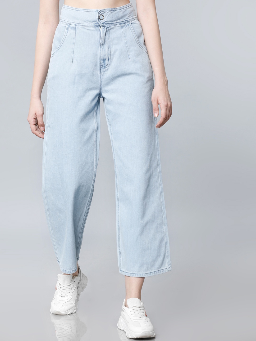 

Tokyo Talkies Women Blue Flared High-Rise Clean Look Jeans