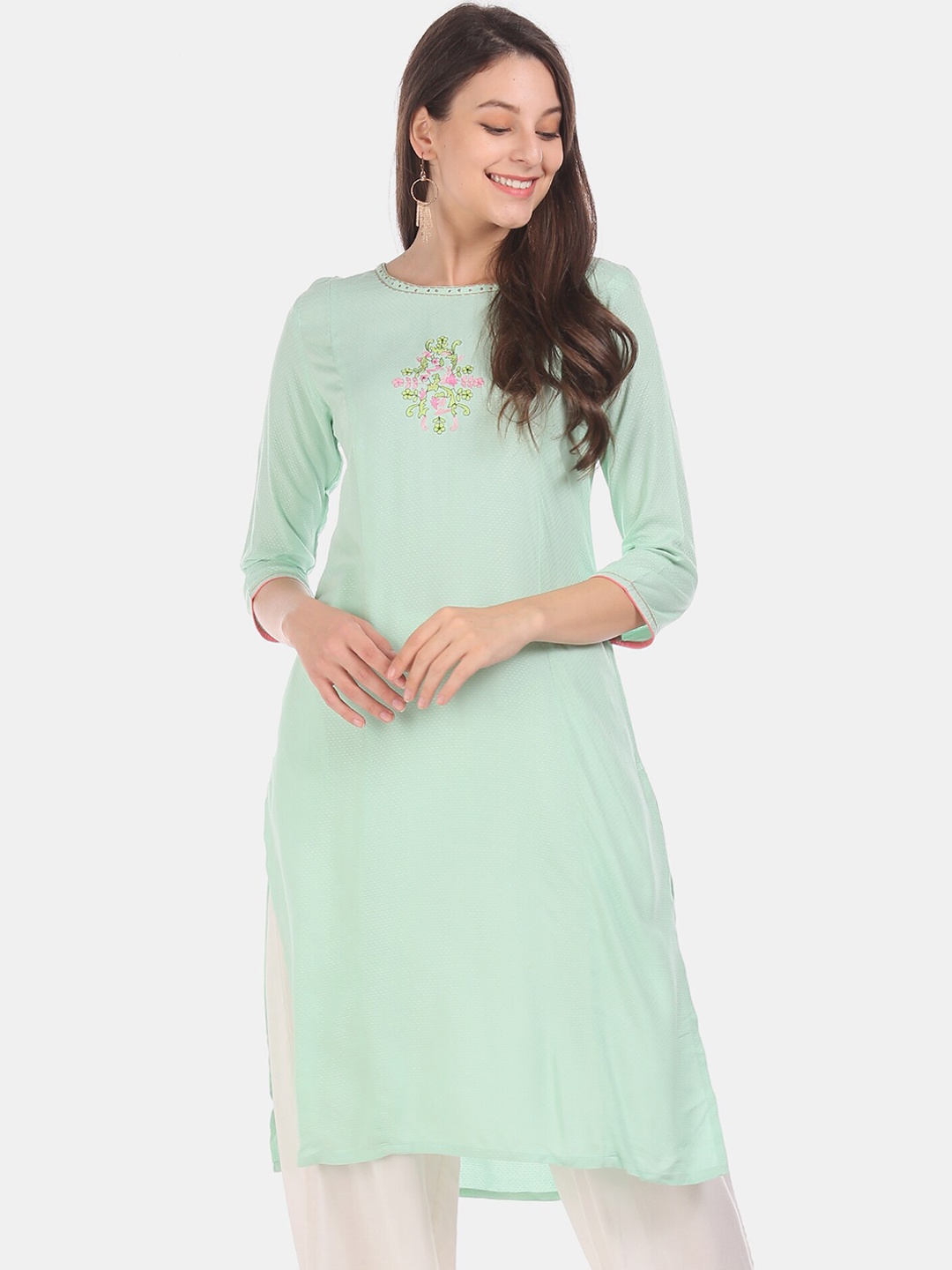 

Karigari Women Green Embroidered Straight Kurta