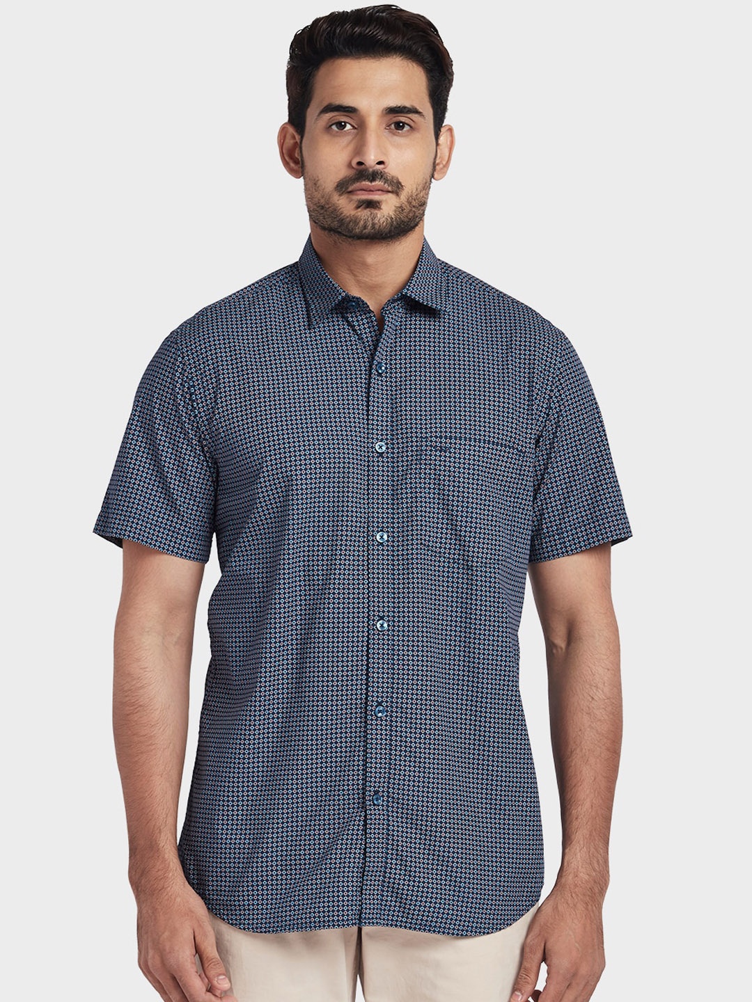

ColorPlus Men Blue & White Tailored Fit Printed Casual Shirt