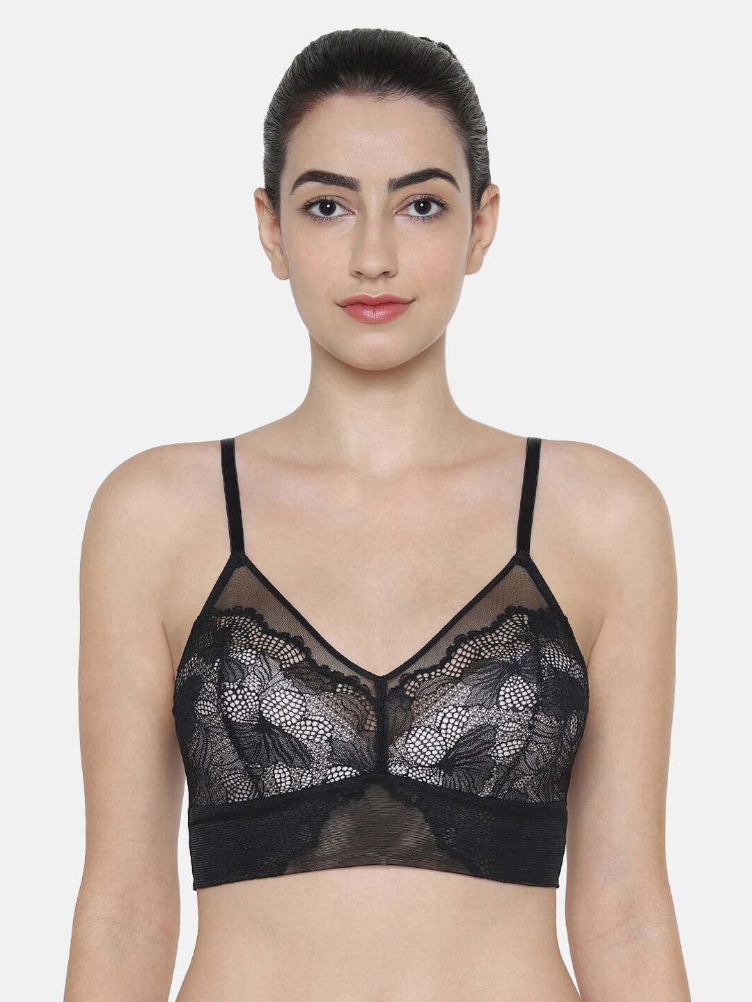 

Triumph Lace Spotlight Modern Padded Wireless Support Full Coverage Bra, Black