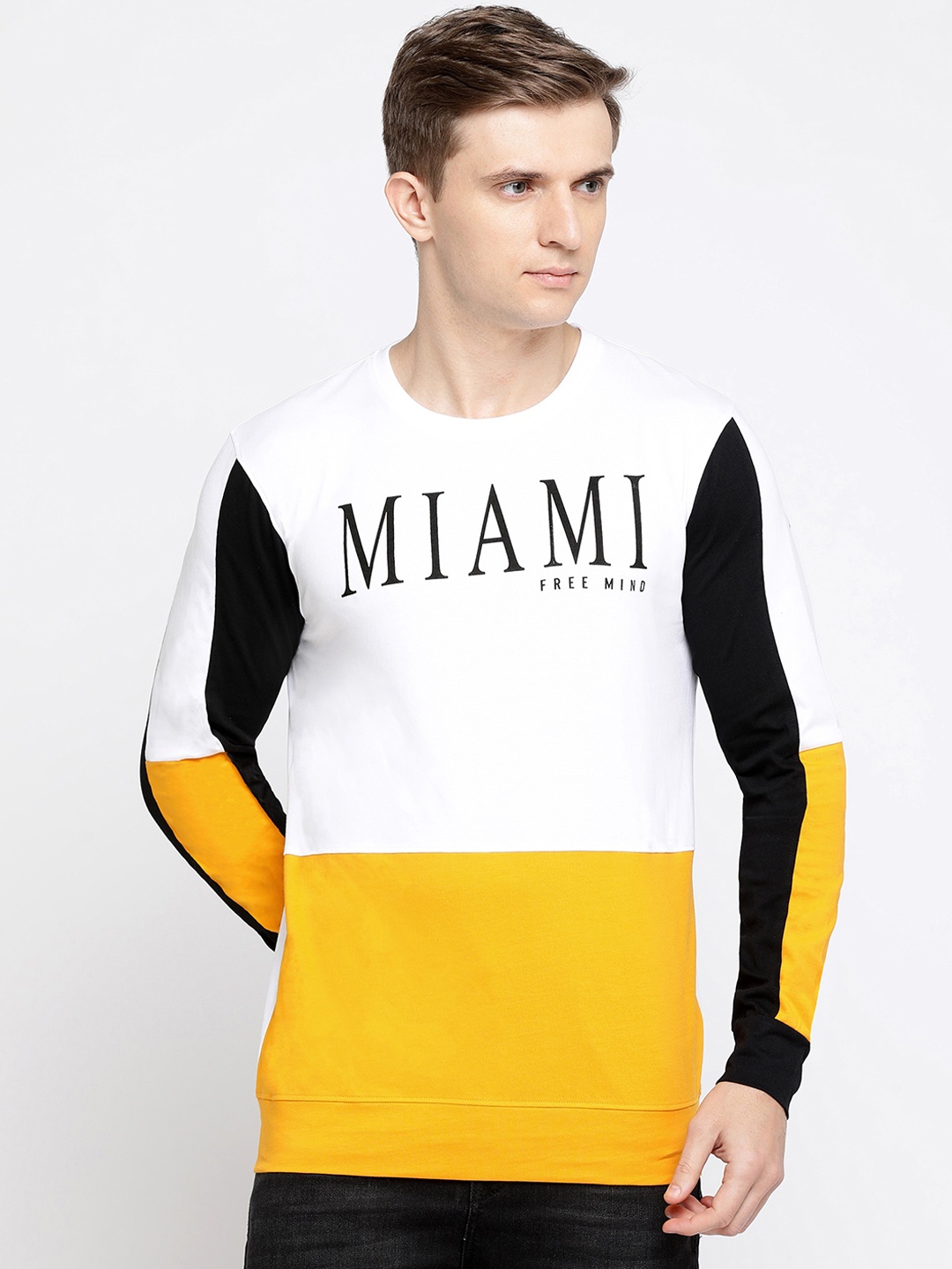 

Maniac Men White Printed Round Neck T-shirt