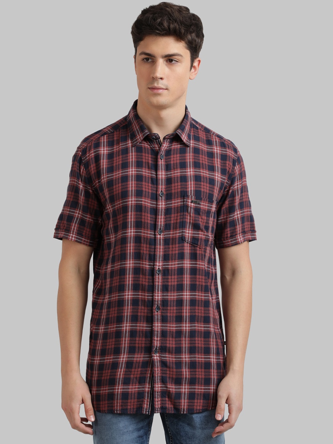 

Parx Men Red & Black Slim Fit Checked Casual Shirt
