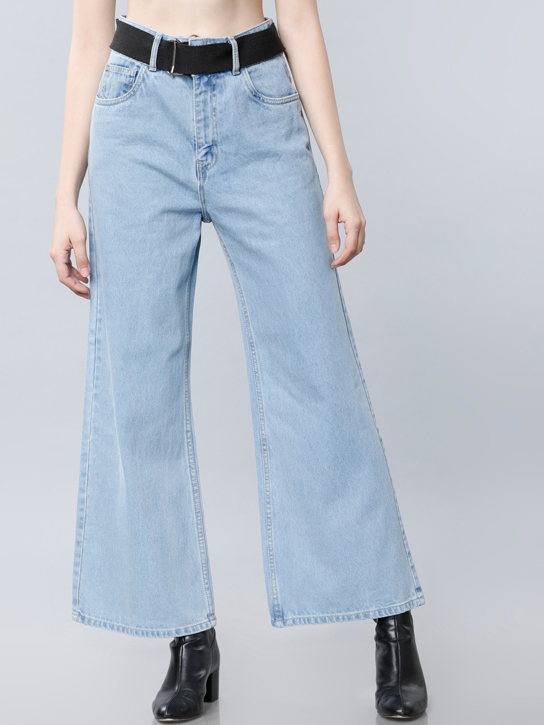 

Tokyo Talkies Women Blue Flared High-Rise Clean Look Jeans