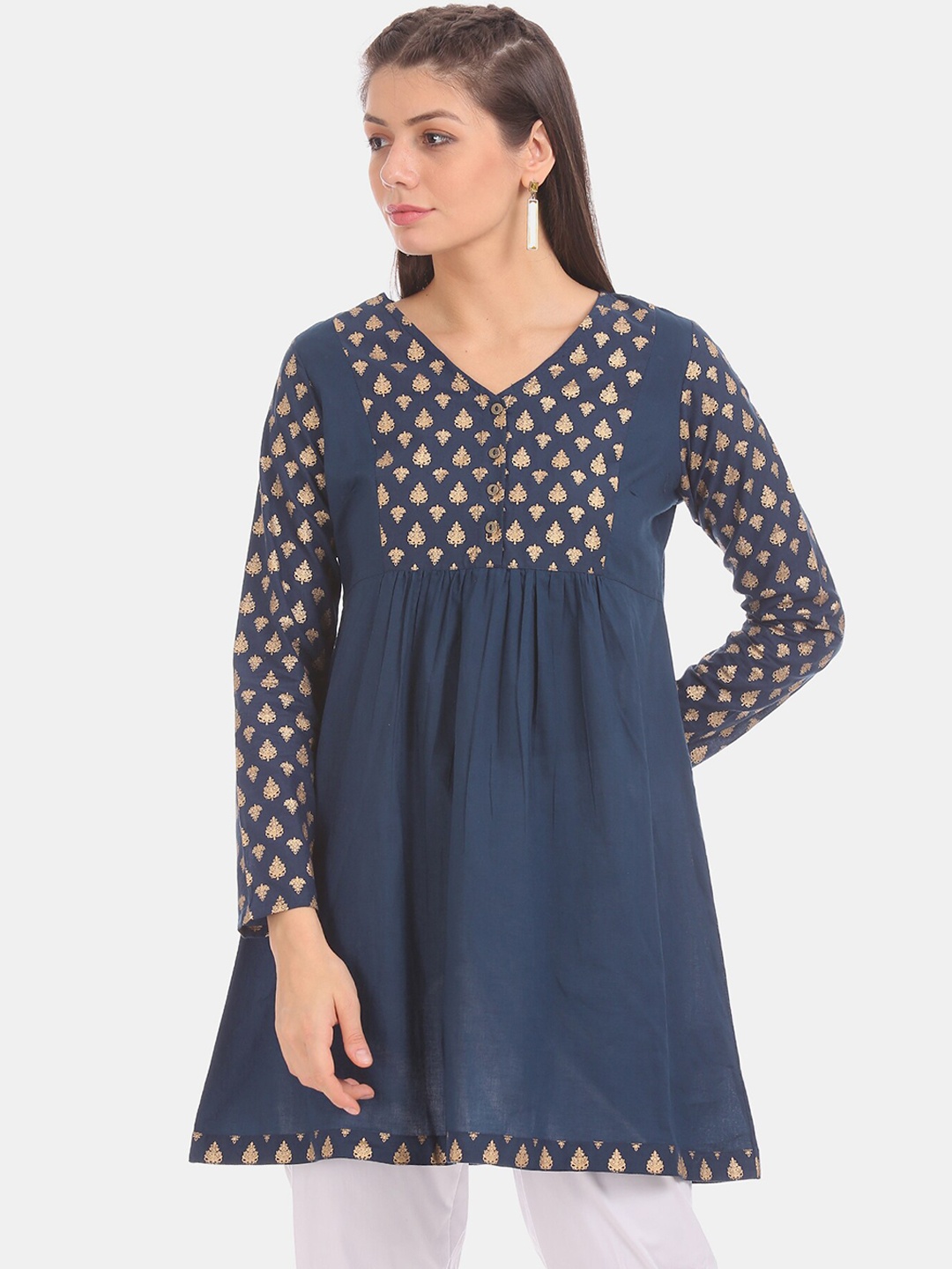 

Karigari Women Navy Blue & Gold-Coloured Yoke Design A-Line Kurta