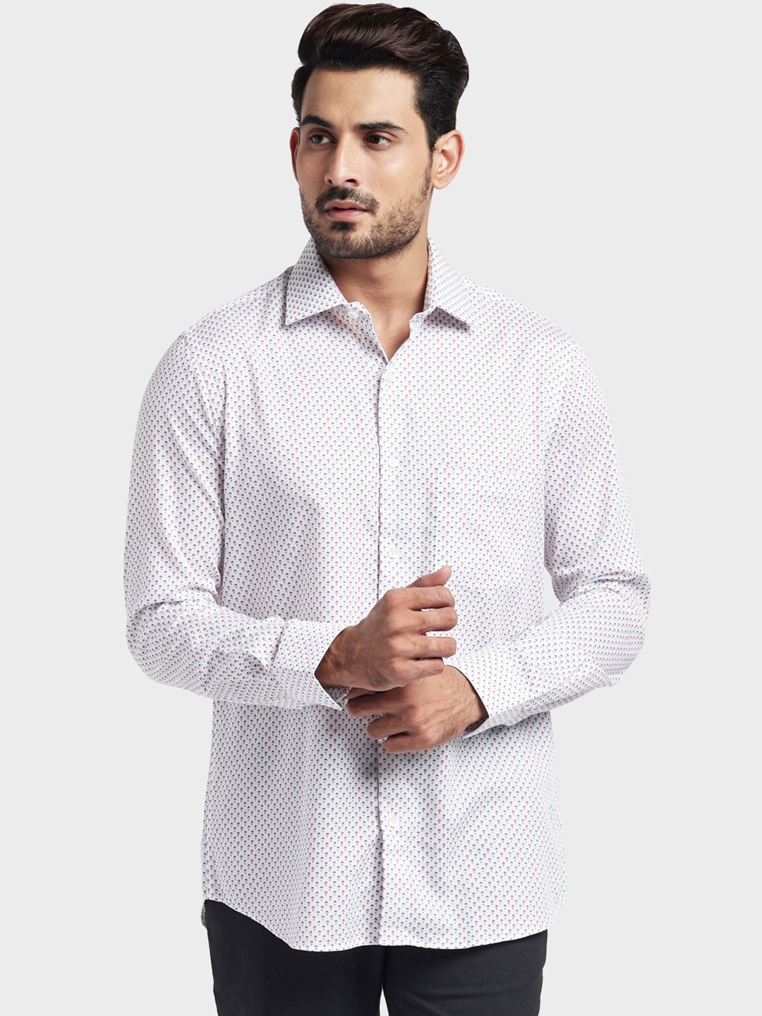 

ColorPlus Men White & Red Tailored Fit Printed Casual Shirt