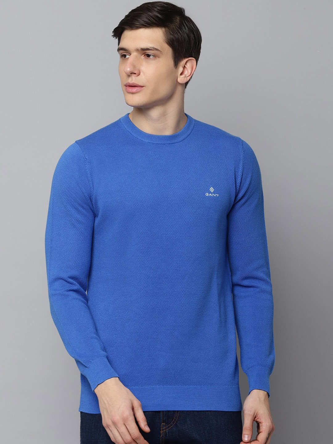 

GANT Men Blue Solid Pullover Sweater