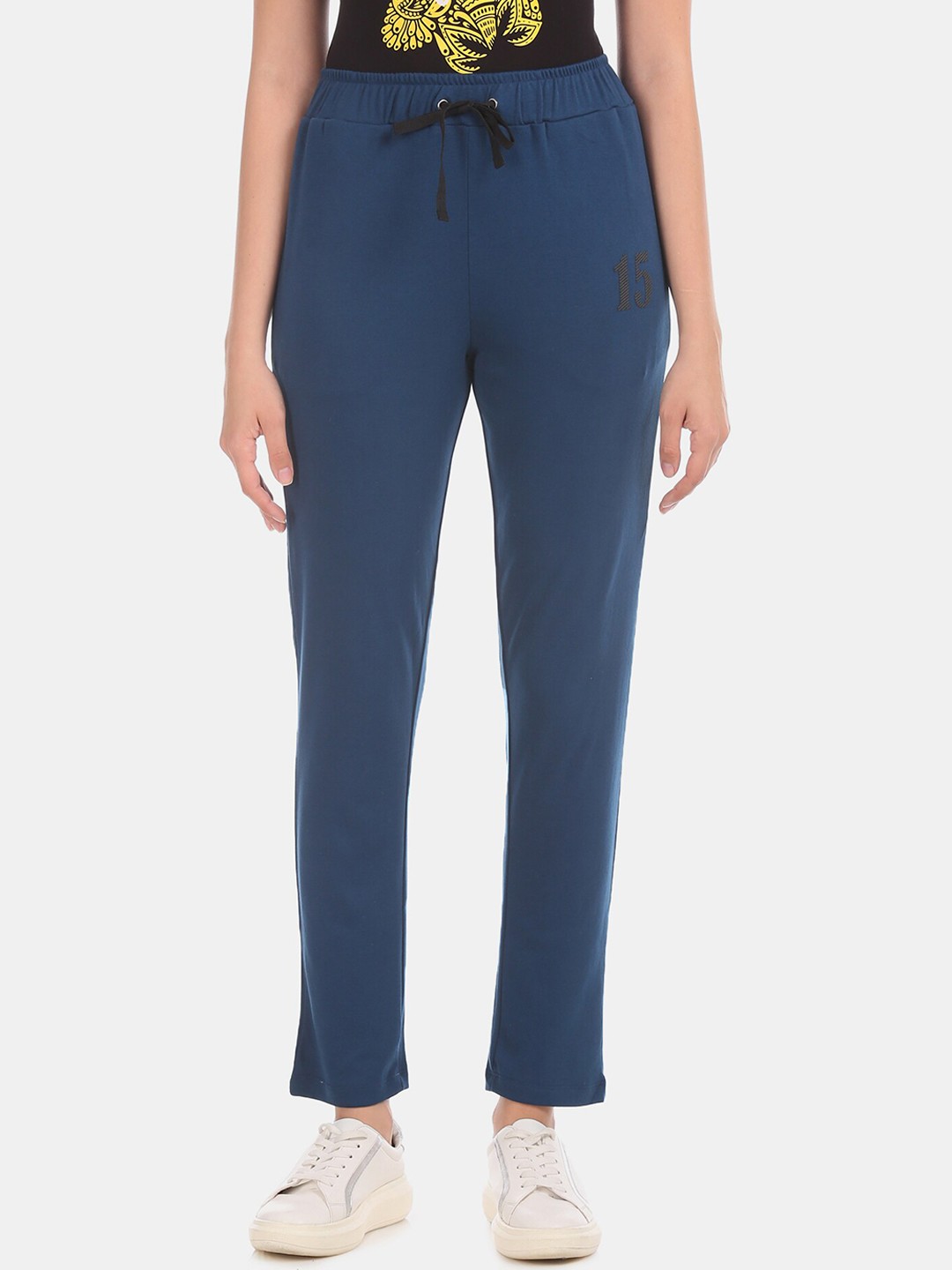 

Sugr Women Navy Blue Solid Straight-Fit Cropped Track Pants