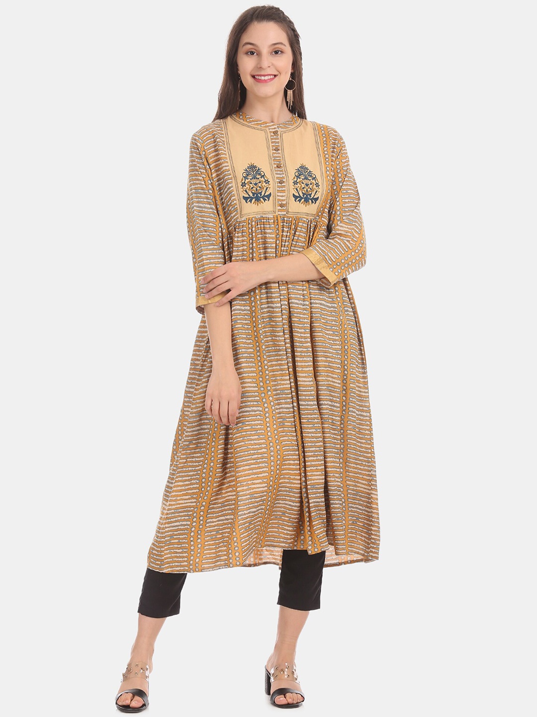 

Anahi Women Beige & Mustard Yellow Printed Anarkali Kurta