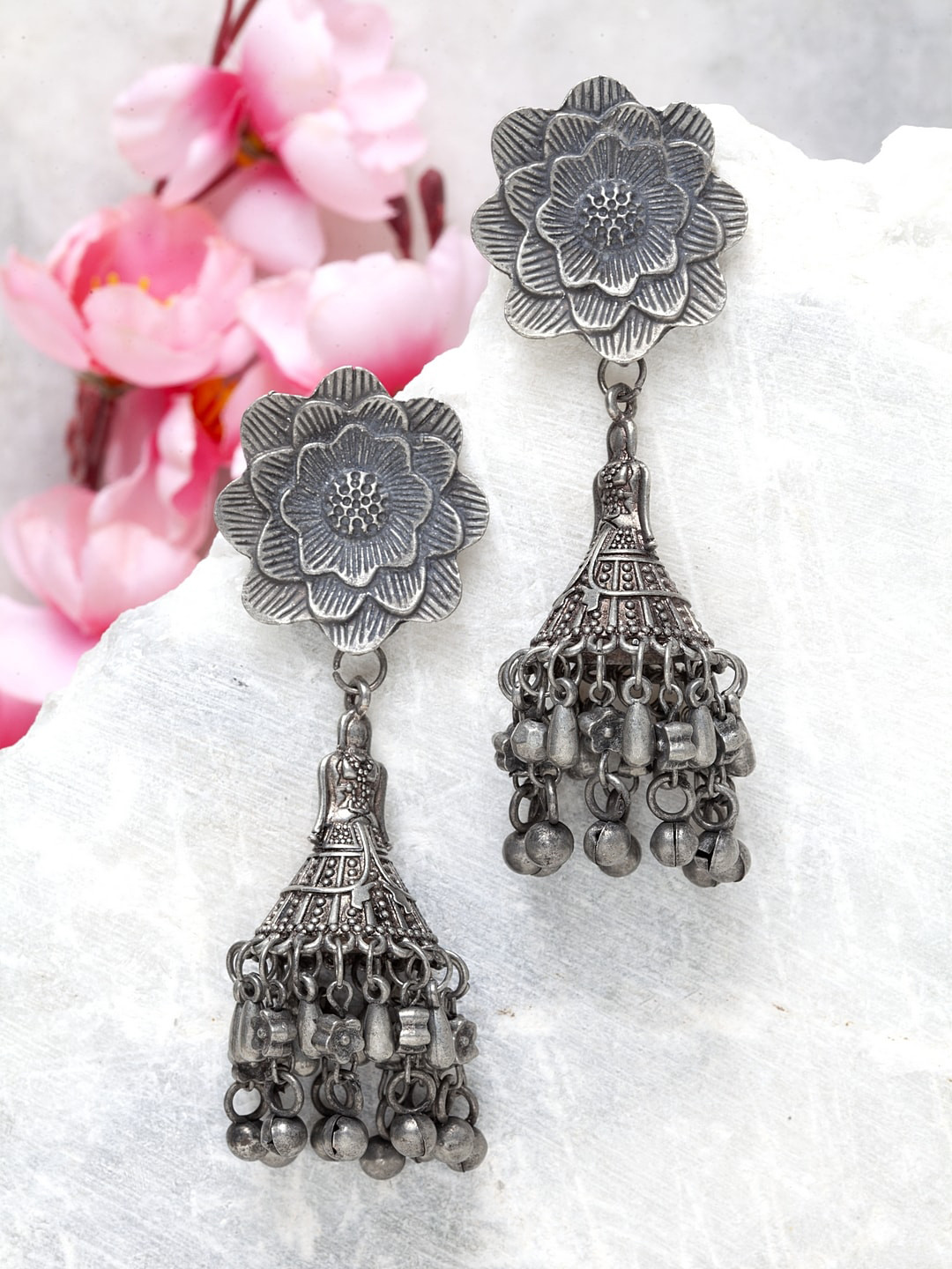 

Moedbuille Gunmetal-Toned Brass-Plated German Handcrafted Silver Floral Jhumkas, Metallic
