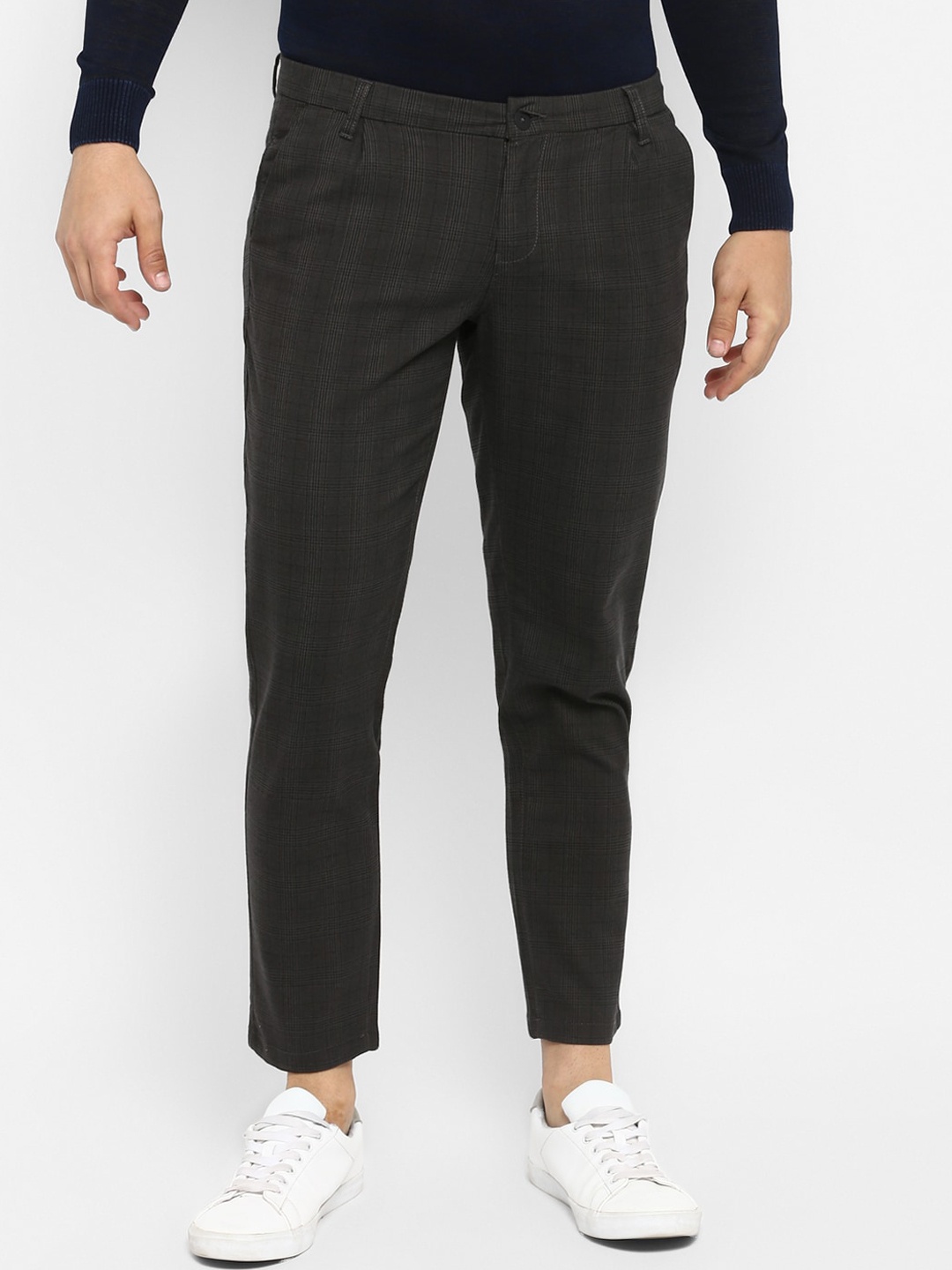 

SPYKAR Men Olive Brown & Black Tapered Fit Checked Regular Trousers, Charcoal