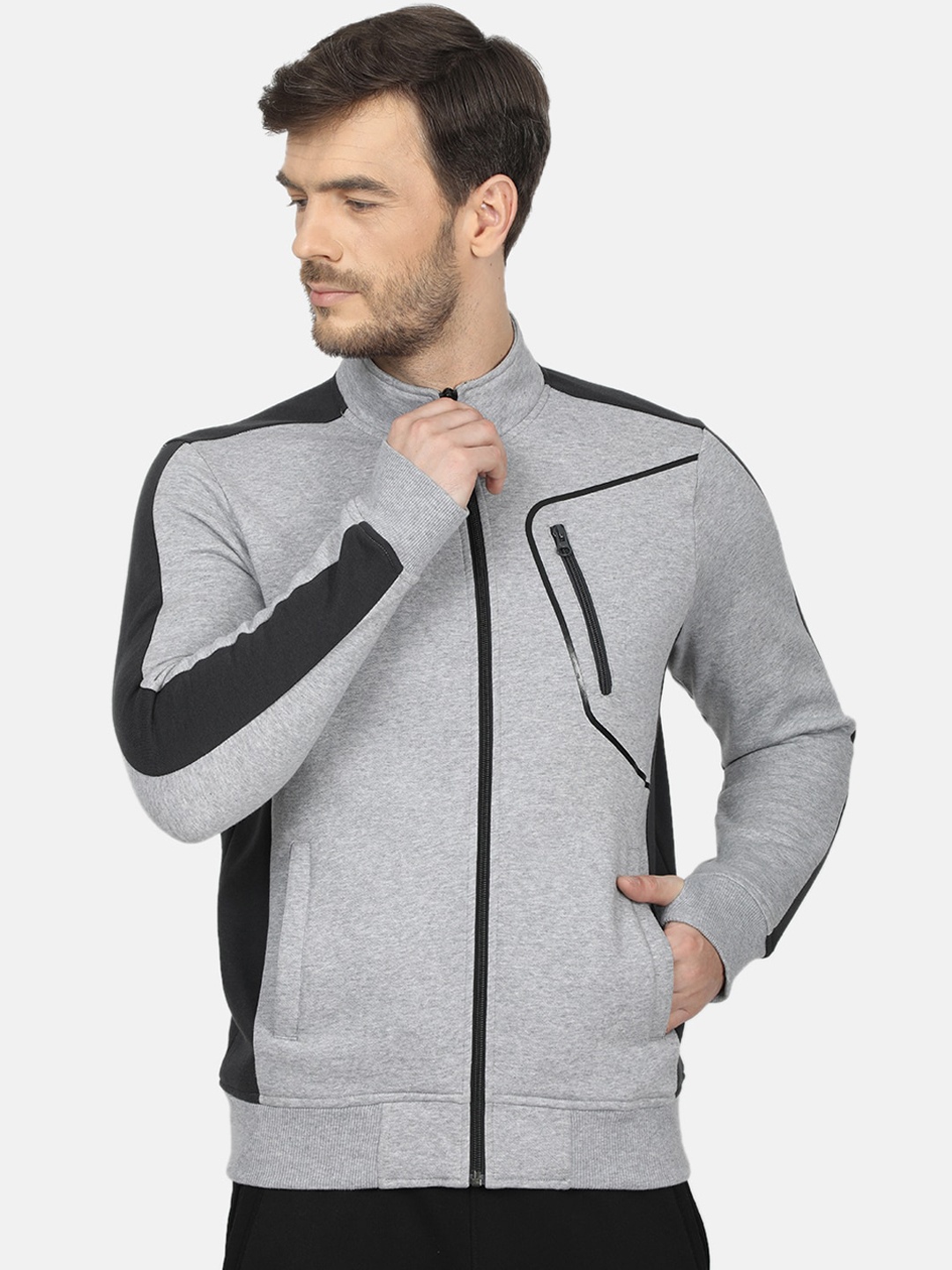 

rock.it Men Grey & Black Colourblocked Sweatshirt