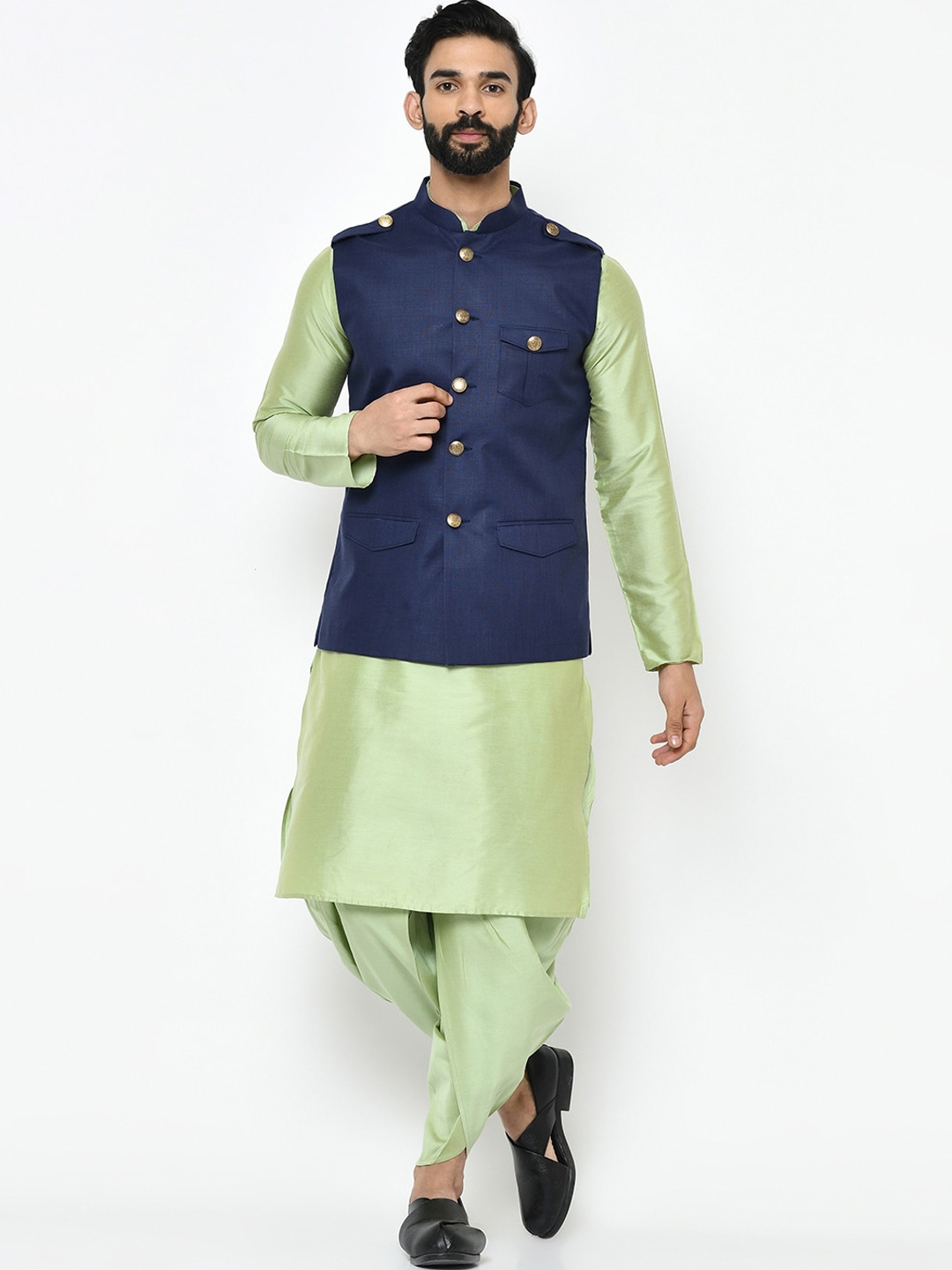 

KISAH Men Green & Navy Blue Solid Kurta with Churidar with Jacket