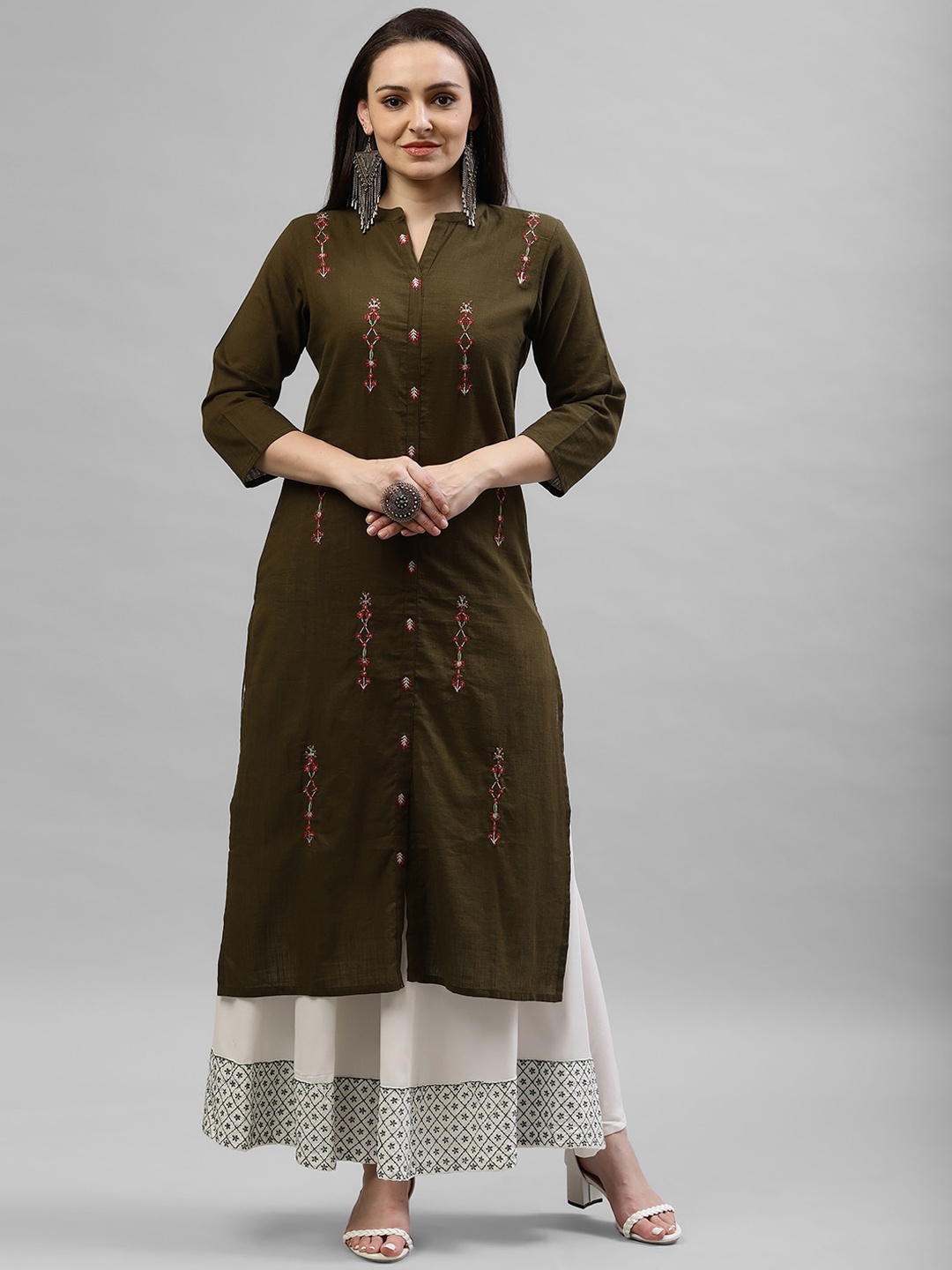 

KASSUALLY Women Olive Green & White Embroidered Kurta with Pallazo