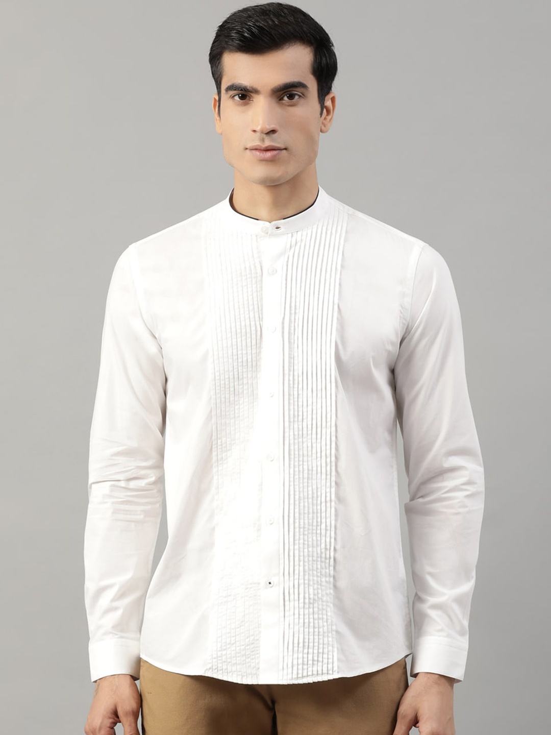 

HARSAM Men White Regular Fit Solid Casual Shirt