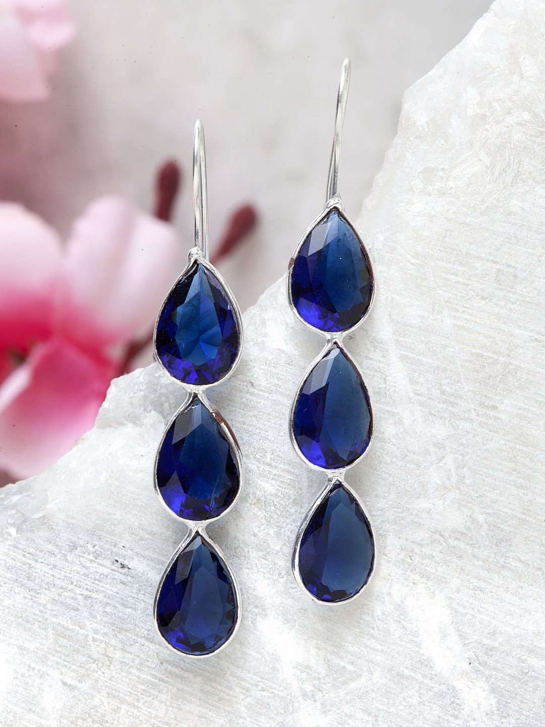 

Moedbuille Silver-Plated & Blue Contemporary Drop Earrings