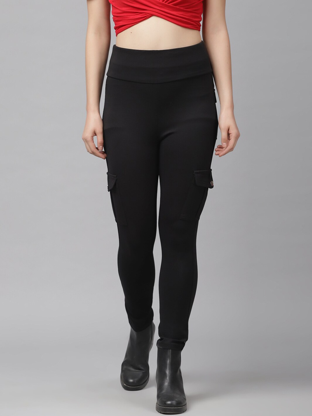 

KASSUALLY Women Black Straight Fit Solid Jeggings