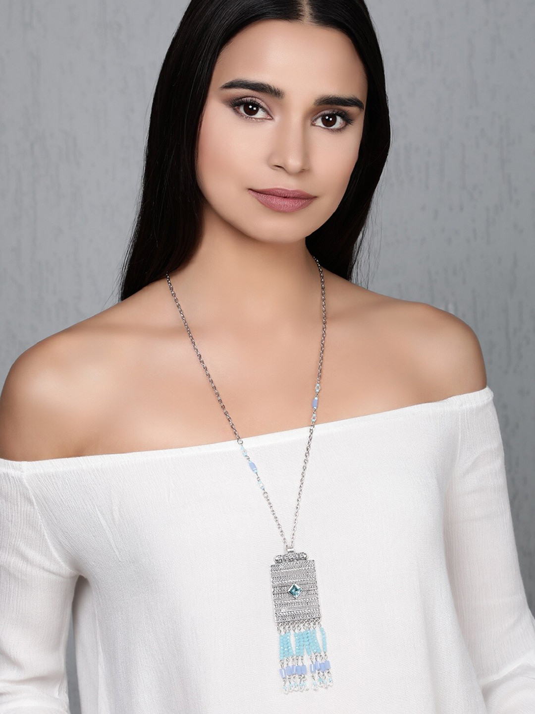 

TOKYO TALKIES X rubans FASHION ACCESSORIES Women Silver-Plated & Blue Artificial Beads Studded Handcrafted Oxidised Necklace with Chain