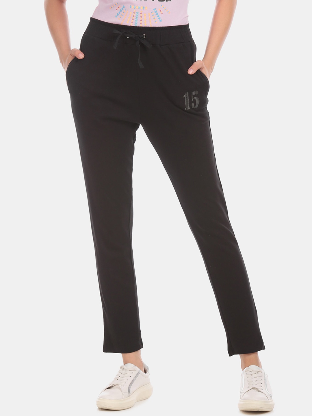 

Sugr Women Black Solid Straight-Fit Track Pants