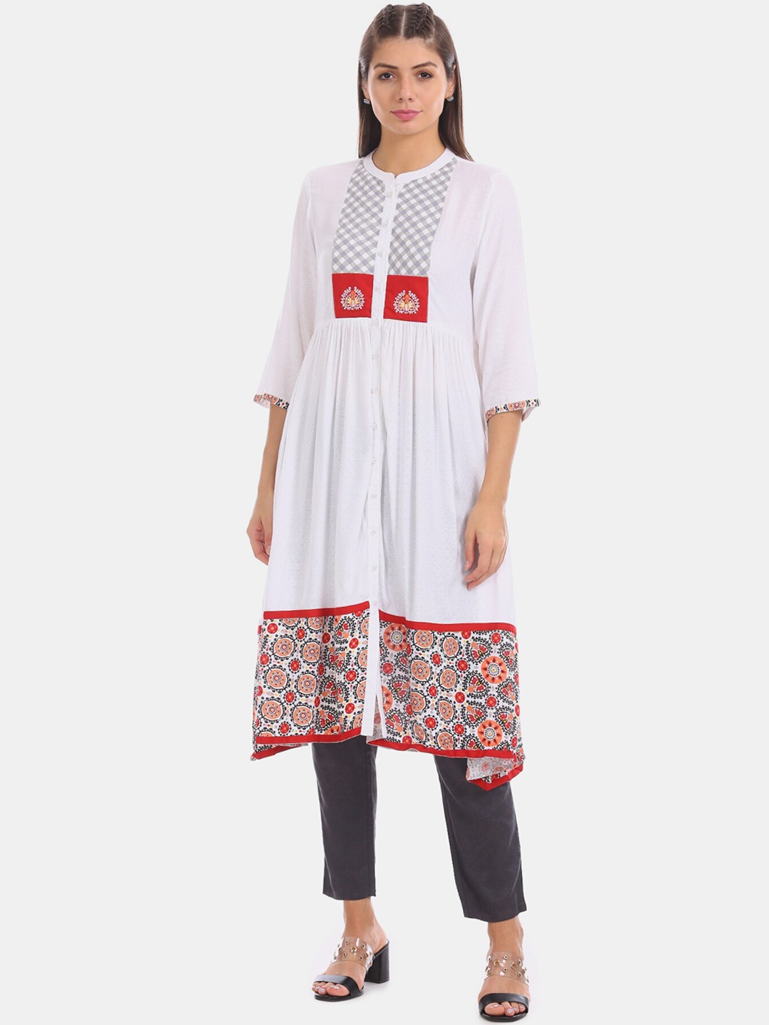 

Anahi Women White & Red Floral Yoke Design Anarkali Kurta