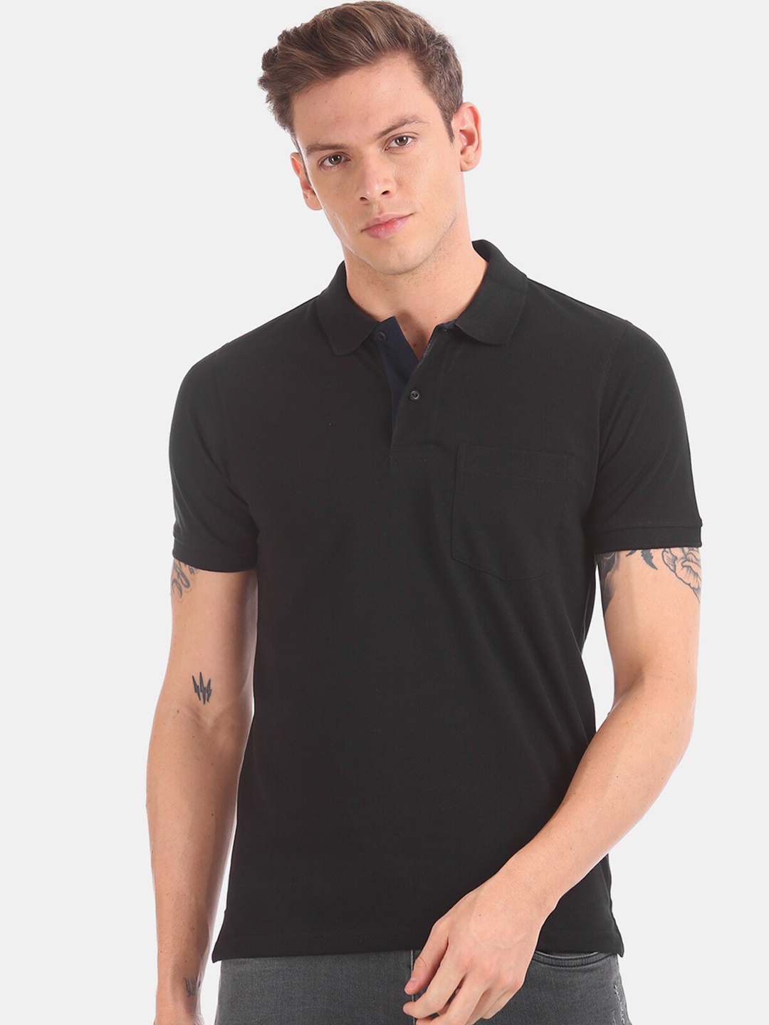 

Ruggers Men Black Solid Polo Collar T-shirt