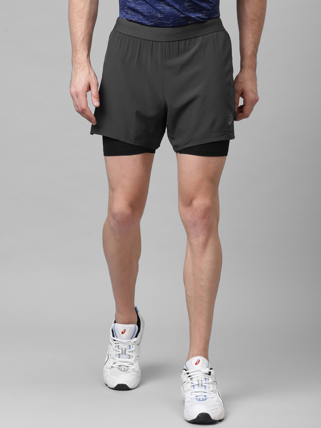 

ASICS Men Grey Solid Regular Fit ROAD 2-N-1 5IN Sports Running Shorts