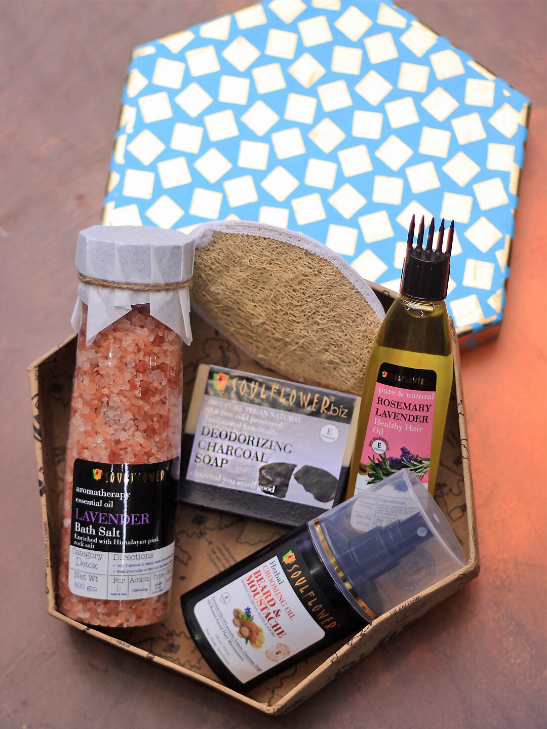 

Soulflower Men Essential Bath & Body Skincare Gift Kit, Multi