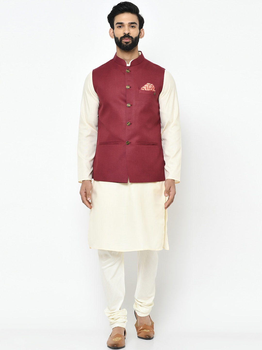 

KISAH Men Cream-Coloured & Maroon Solid Kurta with Pyjamas & Nehru Jacket