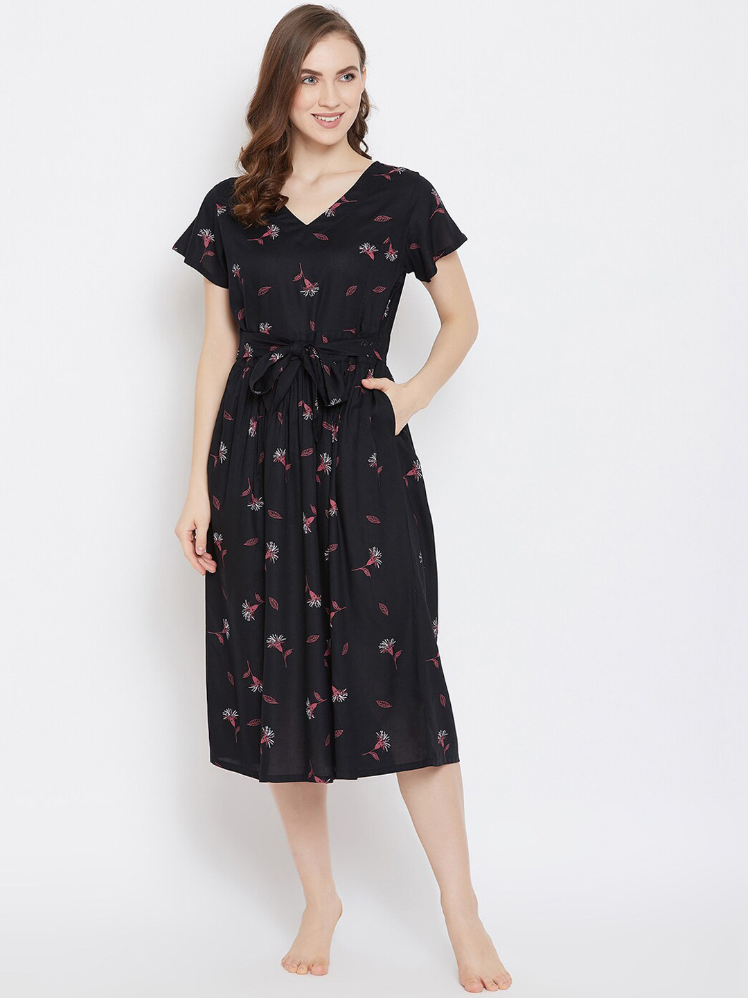 

Clovia Black Printed Nightdress