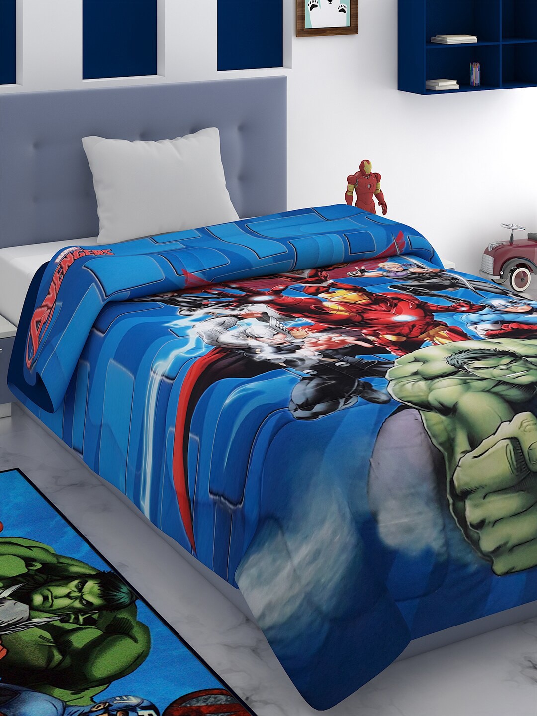

Marvel Blue & Red Avengers AC Room 300 GSM Single Bed Comforter