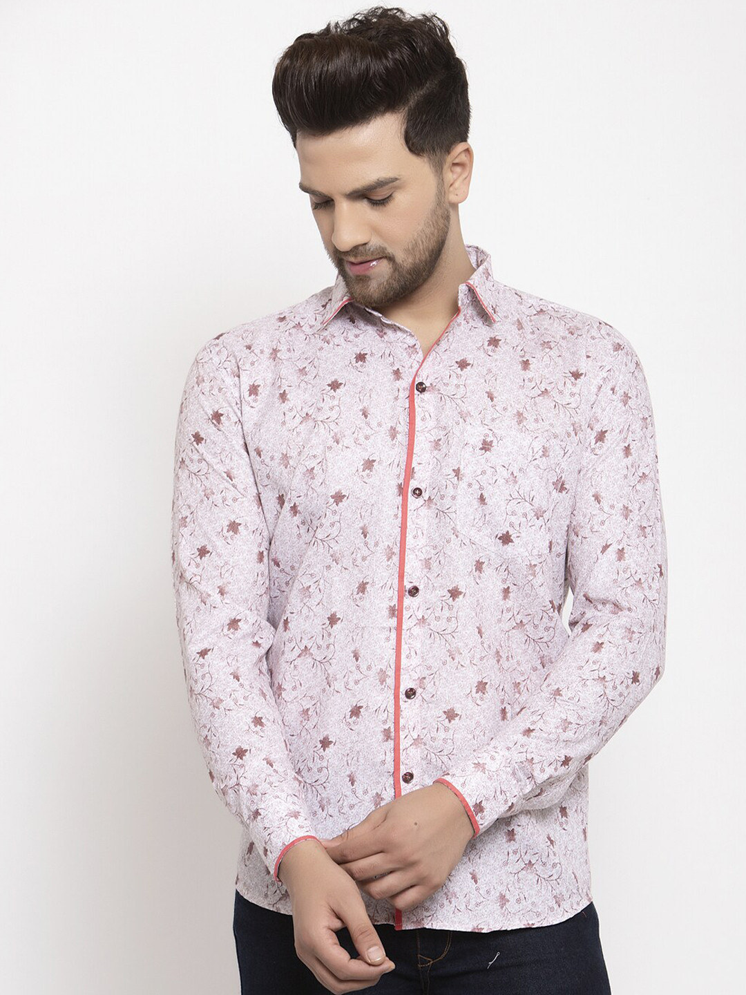 

KLOTTHE Men White & Brown Regular Fit Printed Casual Shirt