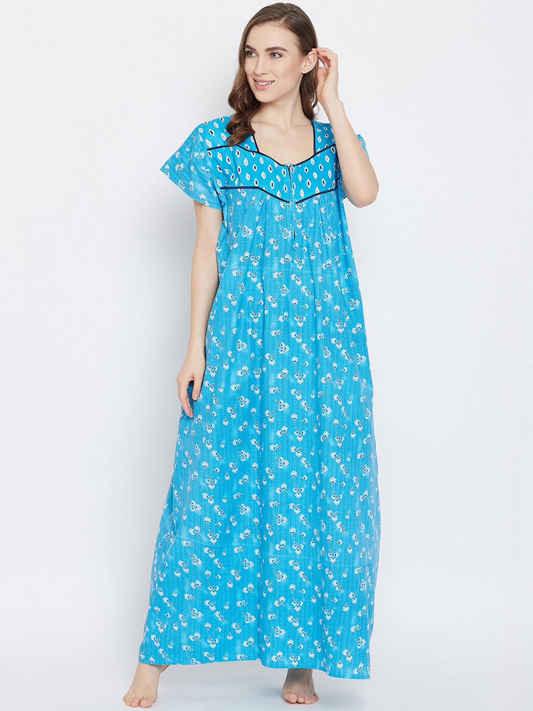 

Clovia Blue & White Floral Printed Nightdress