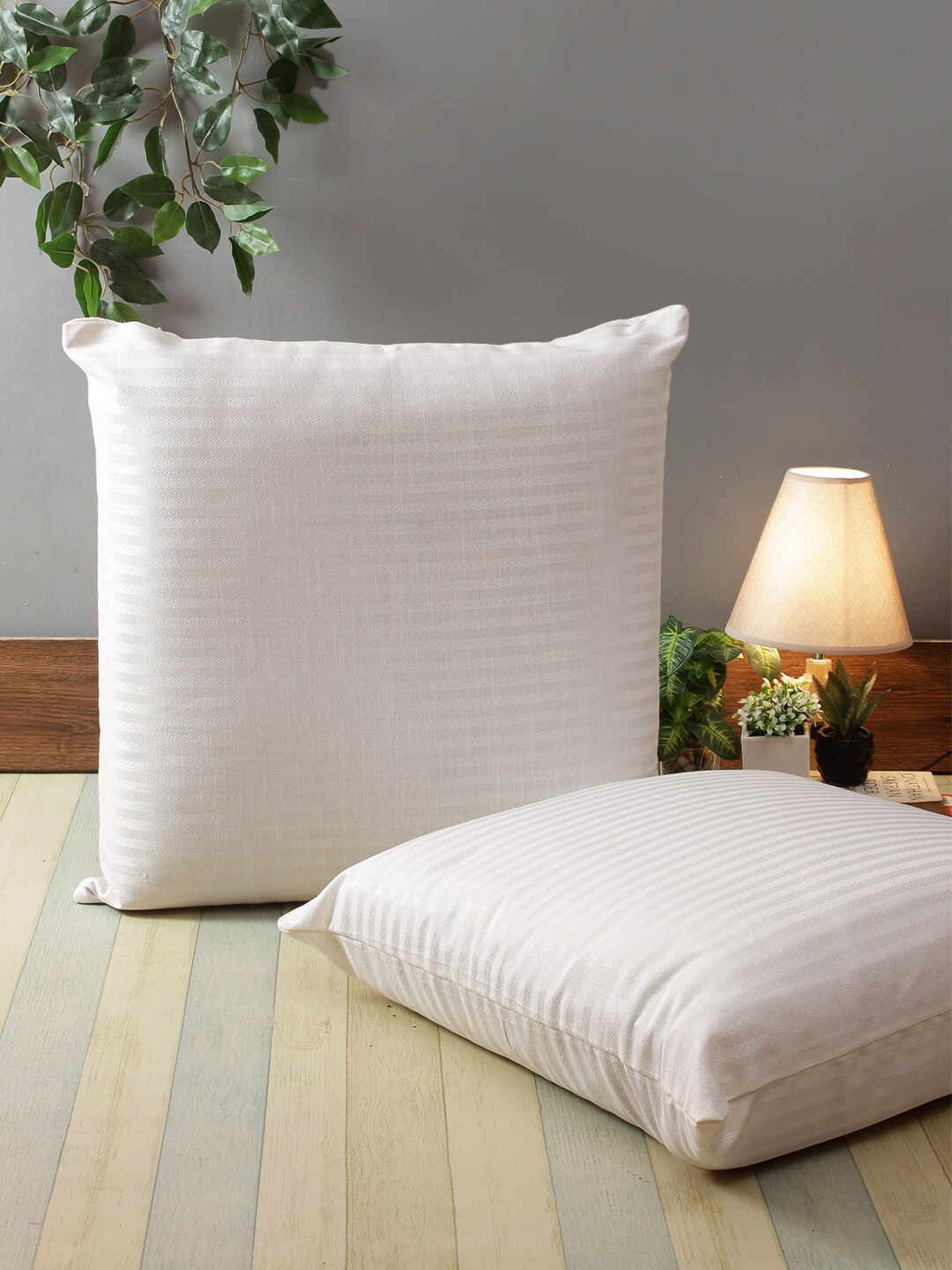 

ROMEE White Set of 2 Striped Square Cushion Covers