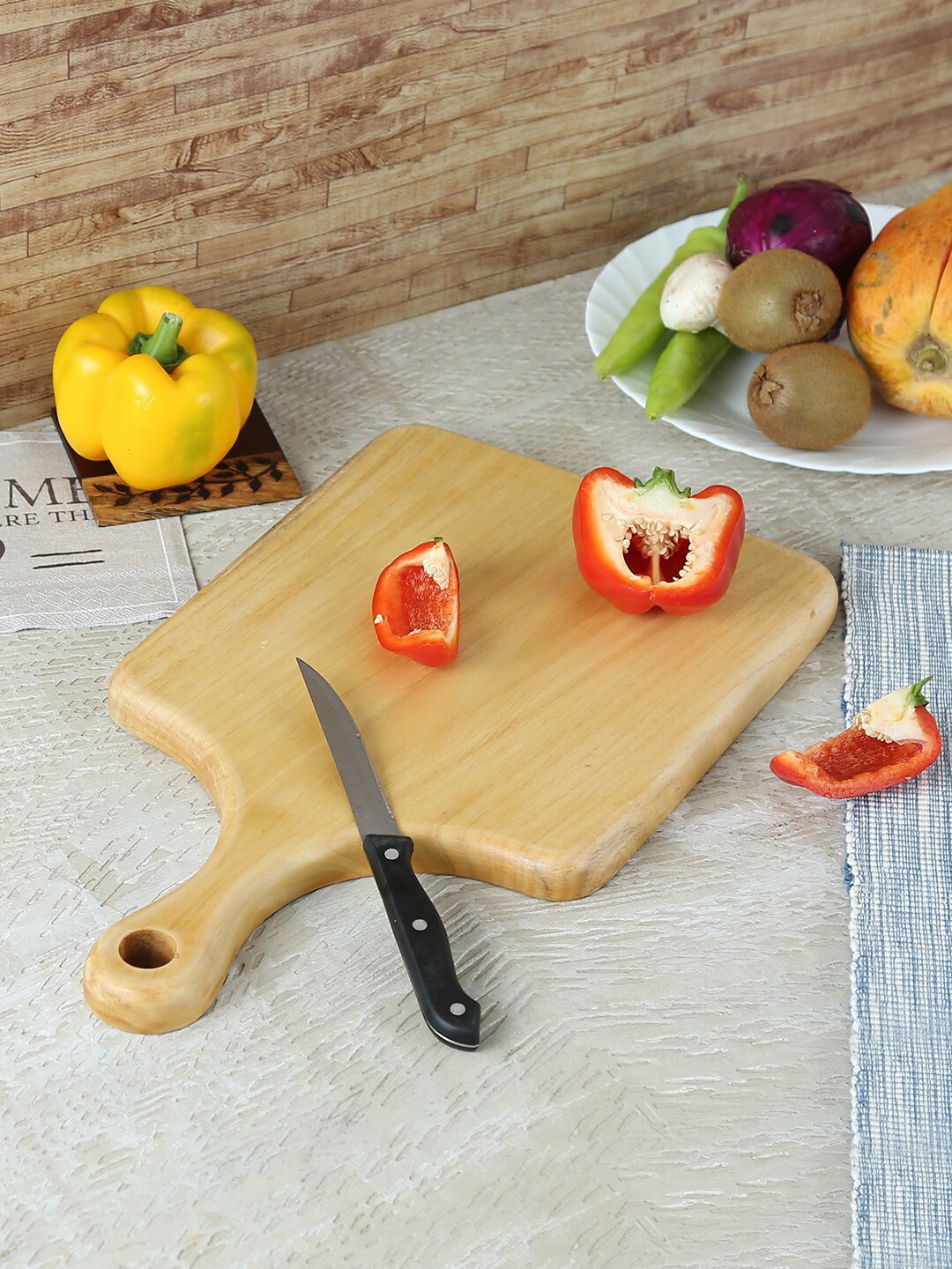 

Safal Beige Pure Natural Rubber Wood Sustainable Chopping Board