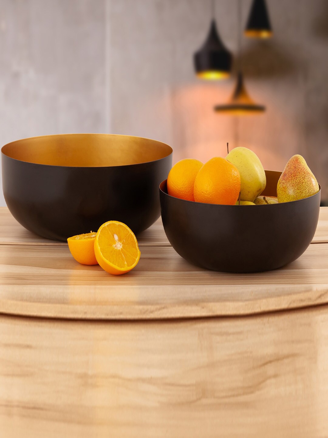 

Aapno Rajasthan Set of 2 Black & Gold-Toned Serving Bowls