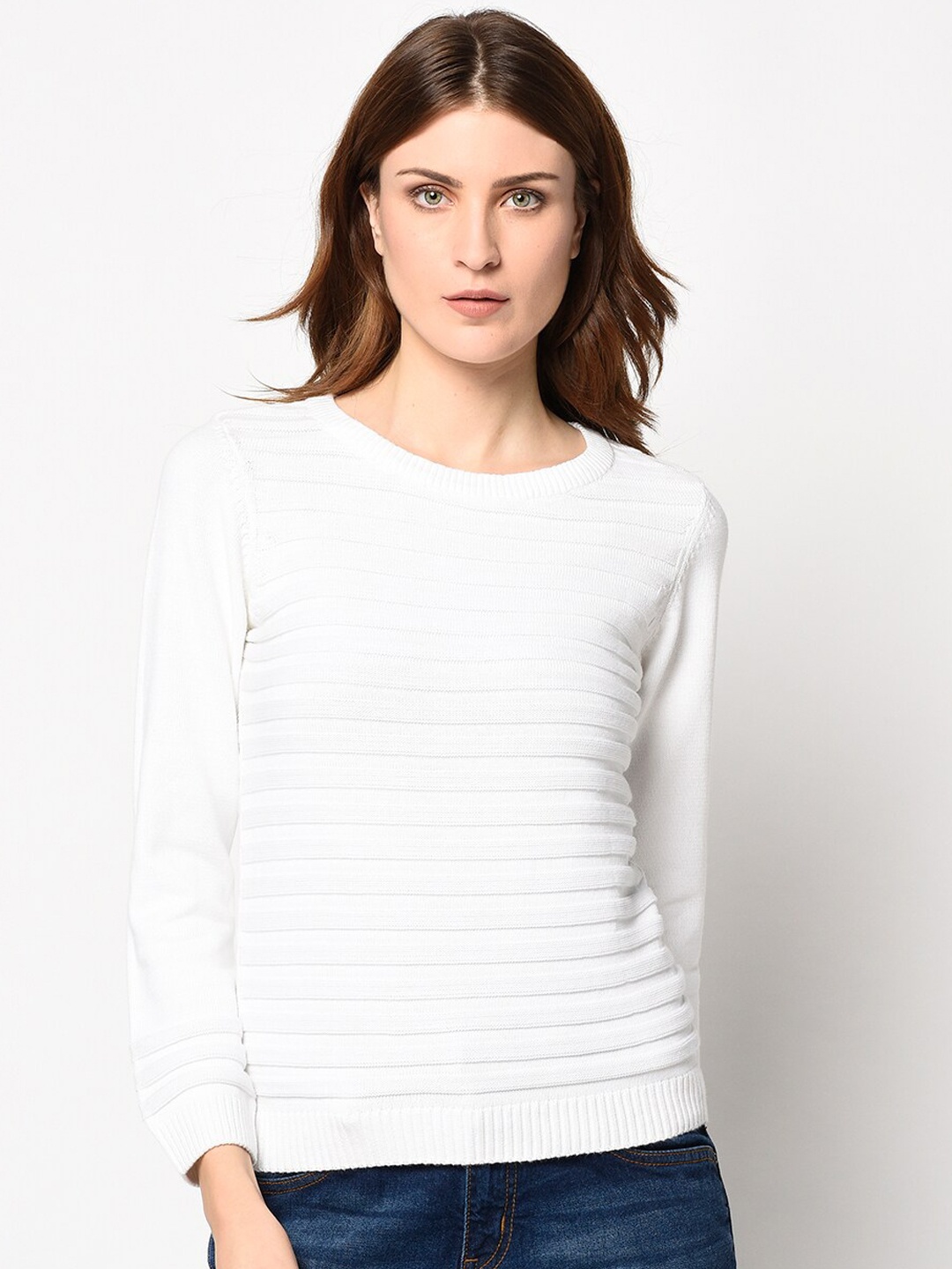 

98 Degree North Women White Striped Pullover Sweater