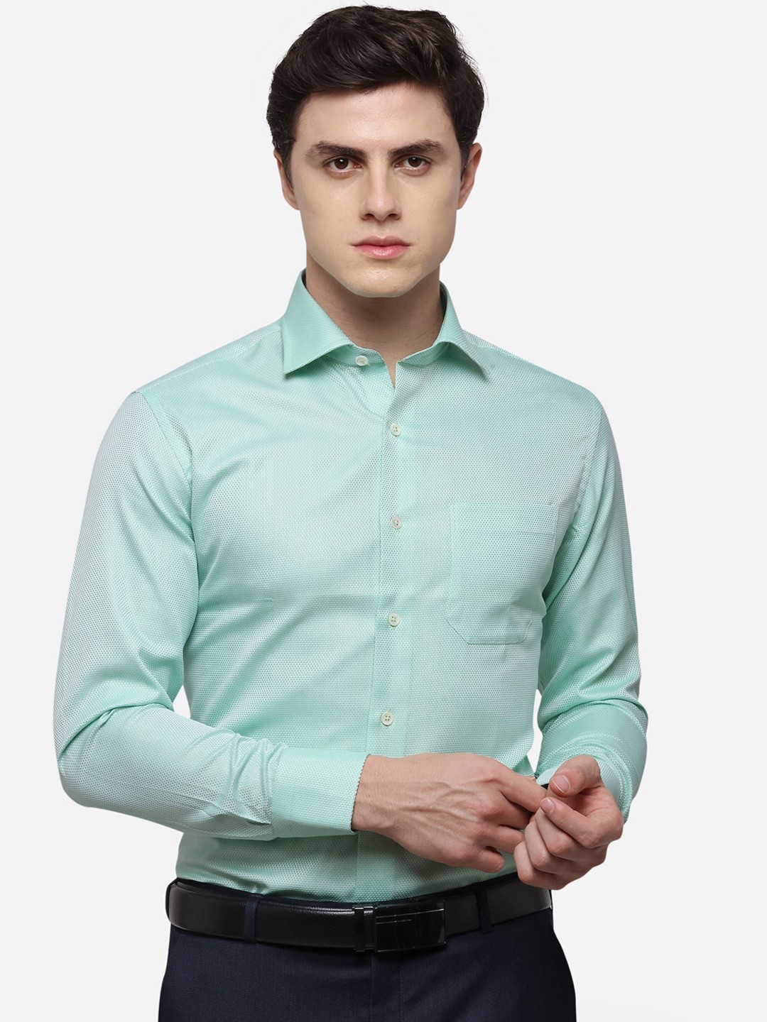 

JADE BLUE Men Green Slim Fit Solid Formal Shirt