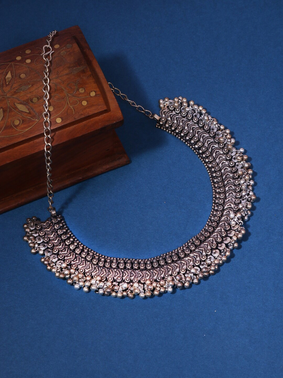 

Infuzze Silver-Plated Brass Choker Necklace