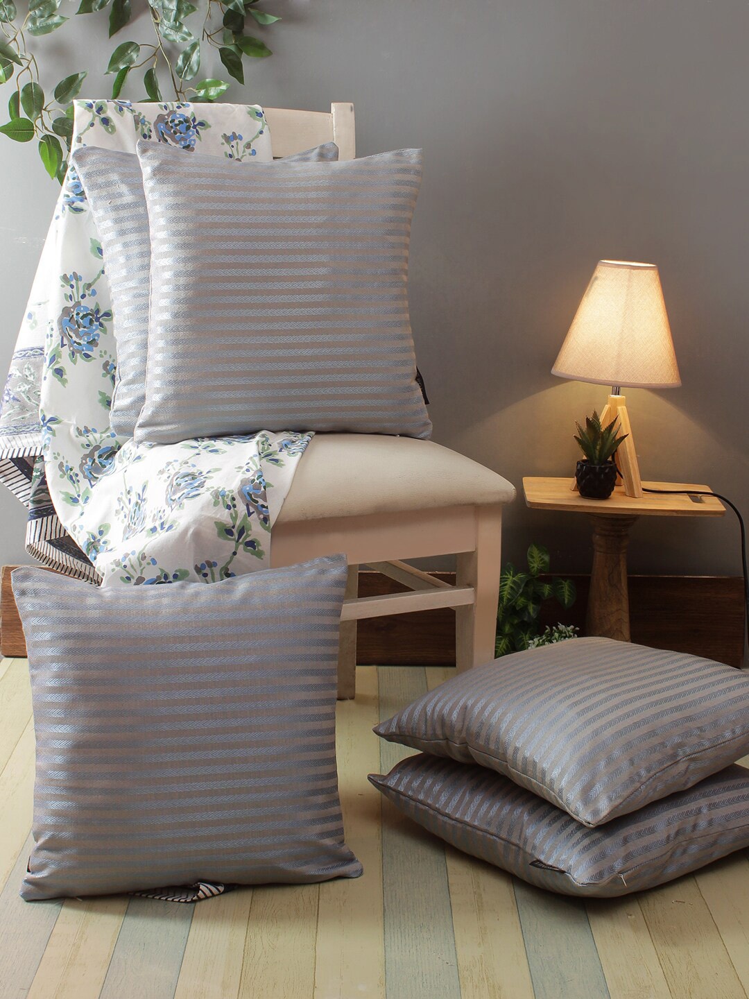 

ROMEE Blue Set of 5 Striped Square Cushion Covers