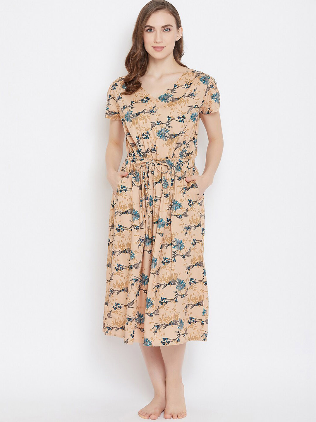 

Clovia Peach-Coloured Printed Nightdress