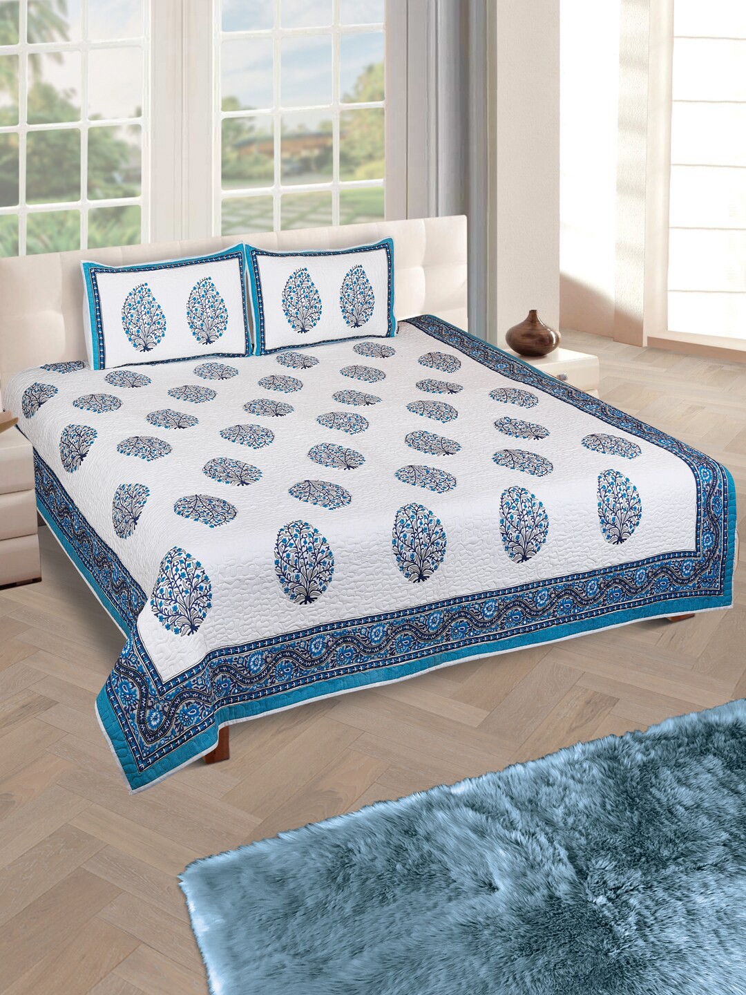 

ROMEE White & Blue Floral Print Quilted Double Bed Cover with 2 Pillow Covers