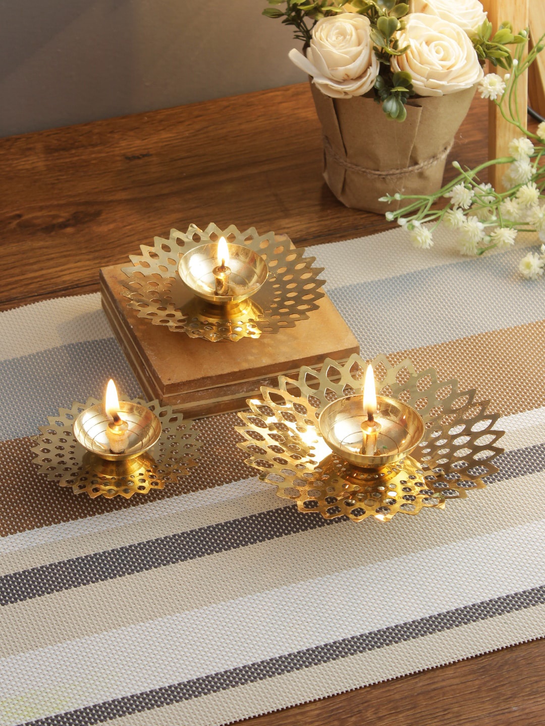 

Aapno Rajasthan Set of 3 Gold-Toned Laser-Cut Brass Diyas