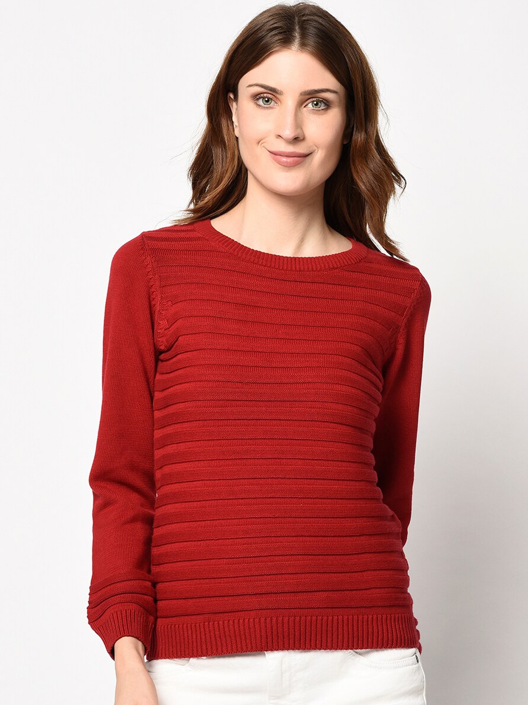 

98 Degree North Women Red Solid Pullover Sweater