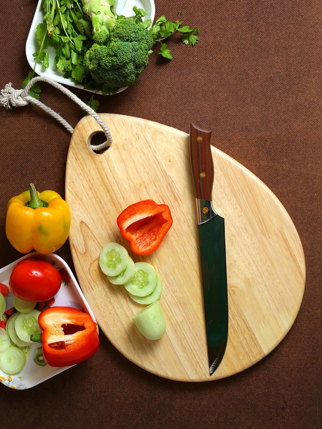 

Safal Beige Pure Natural Wooden Oval Egg Shaped Sustainable Chopping Board
