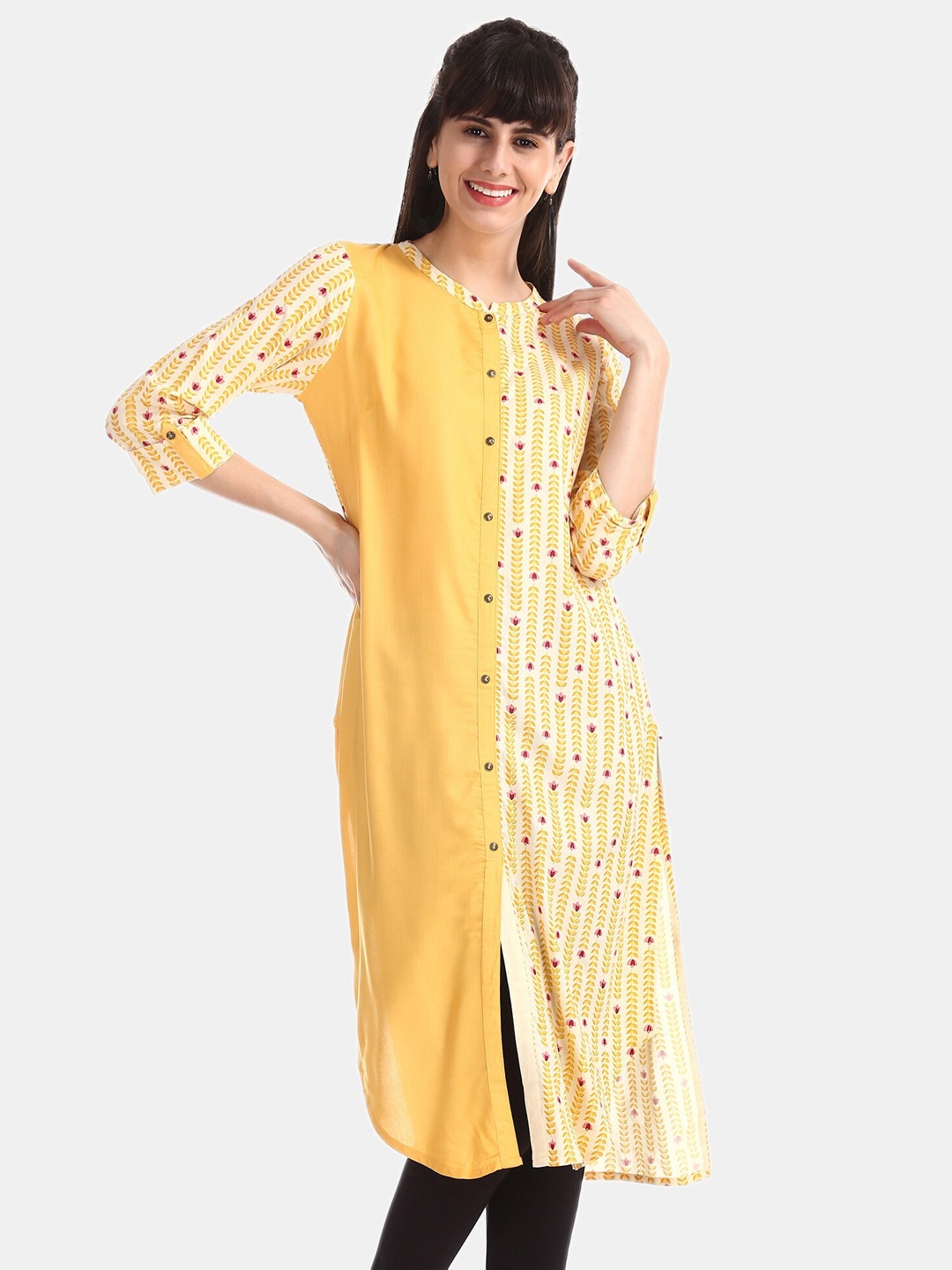 

Karigari Women Yellow & Off-White Printed Straight Kurta