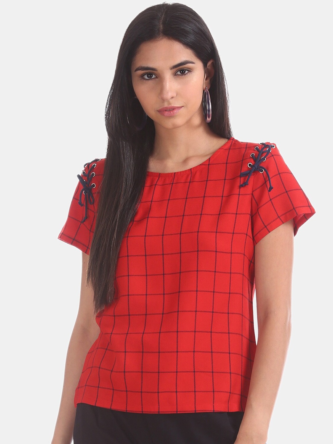 

Cherokee Women Red Checked Boxy Top