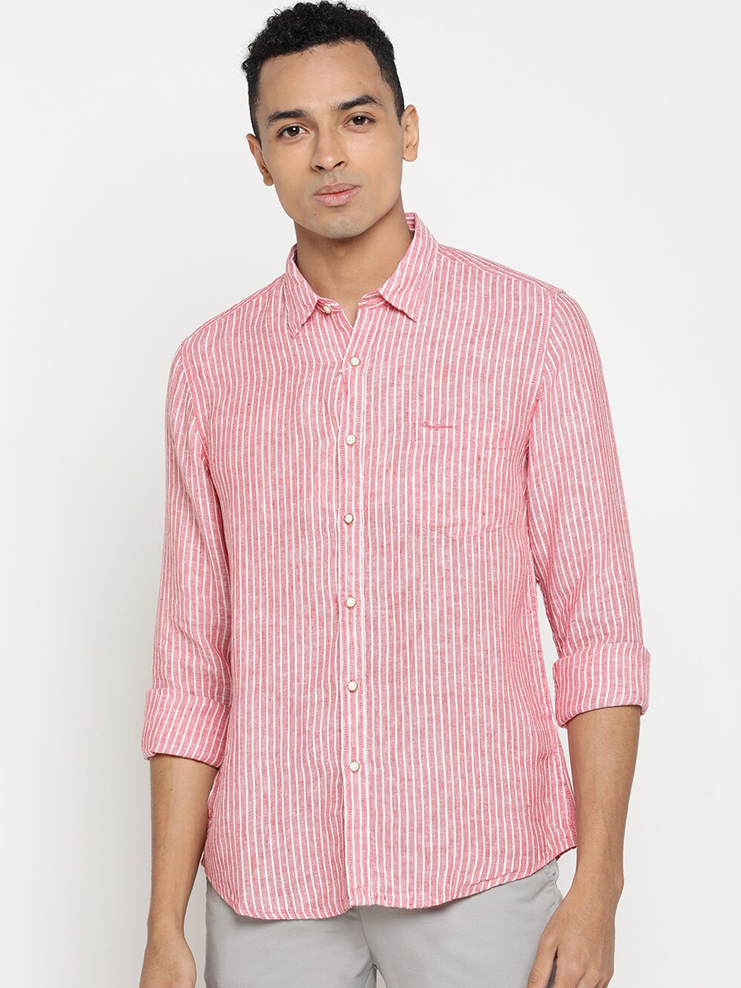 

Pepe Jeans Men Red & White Regular Fit Striped Casual Shirt